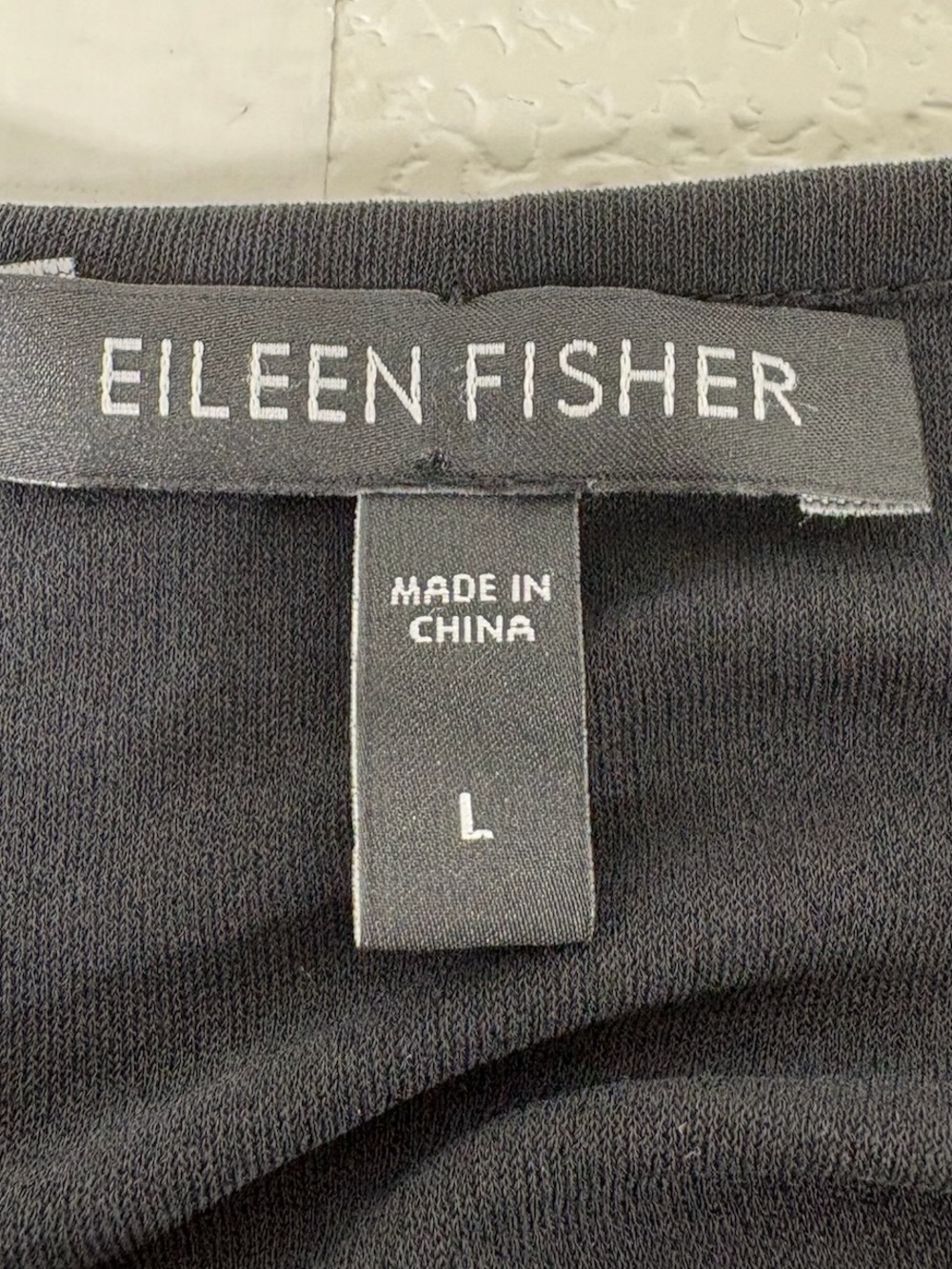 Eileen Fisher Black Long-Sleeve Scoop Neck Top 100% Silk 3418 - Picture 3 of 11
